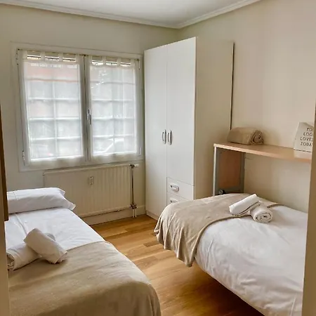 Apartamento Berabera,parking Free,2wc,terraza,aire Acond,auto Checkin *