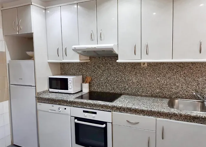 Berabera,parking Free,2wc,terraza,aire Acond,auto Checkin