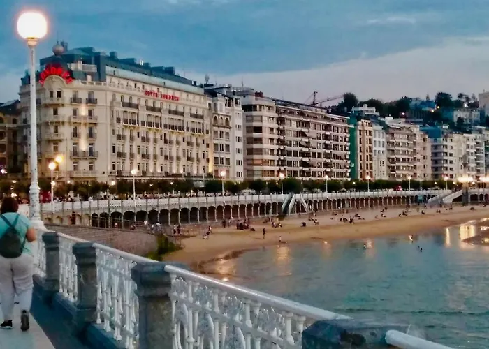 Appartement Berabera,parking Free,2wc,terraza,aire Acond,auto Checkin San Sebastian